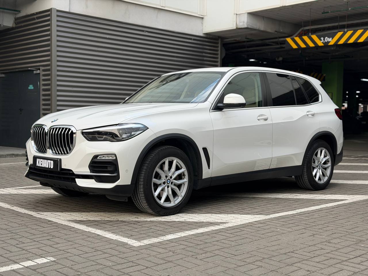 Купити BMW X5 Київ