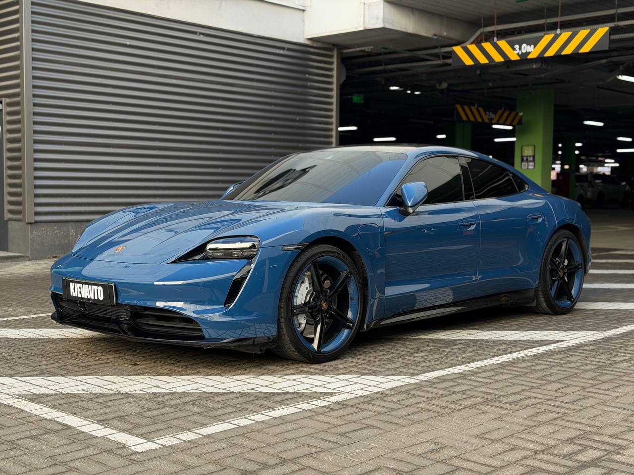 Купити Porsche Taycan 4S Київ
