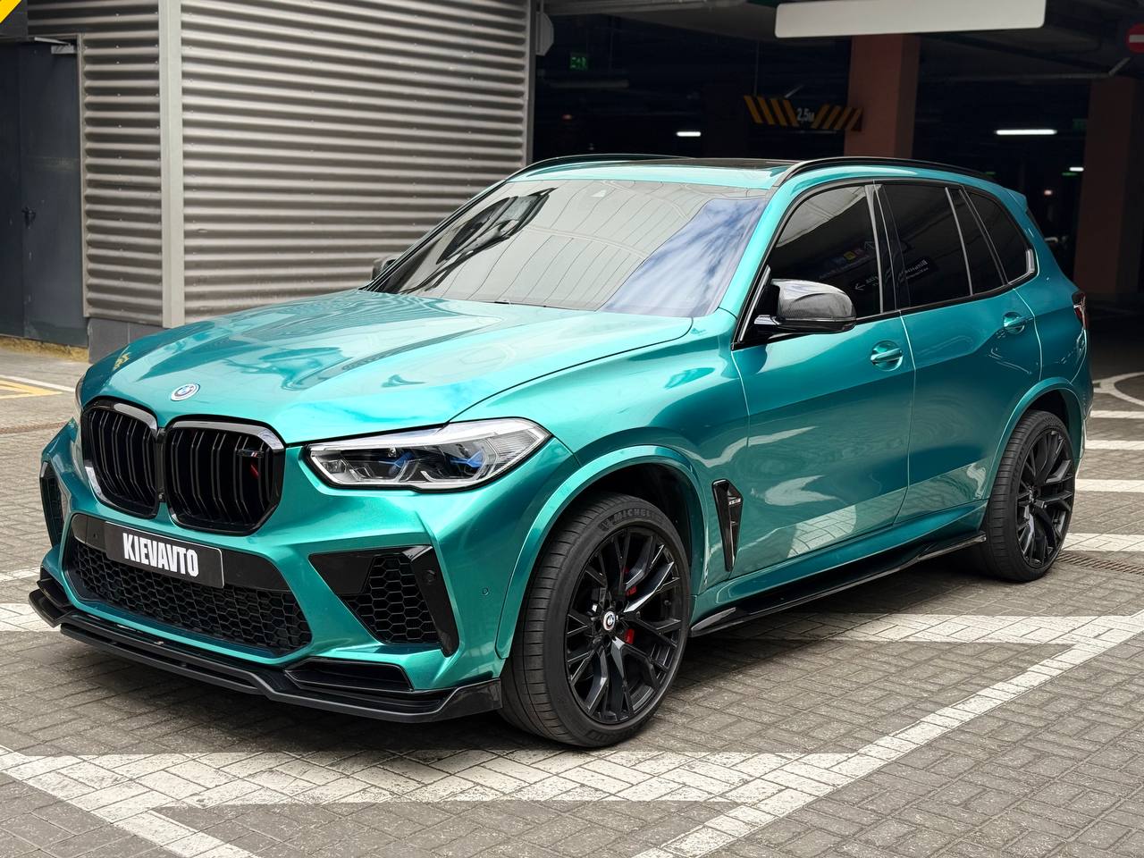 Купити BMW X5m Київ