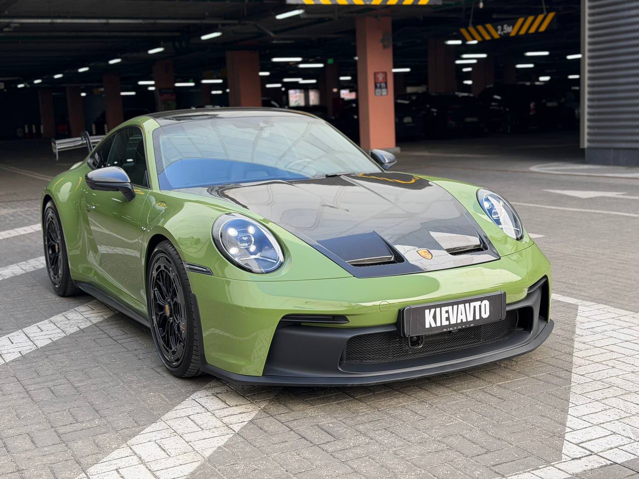 Купити Porsche 911 Київ