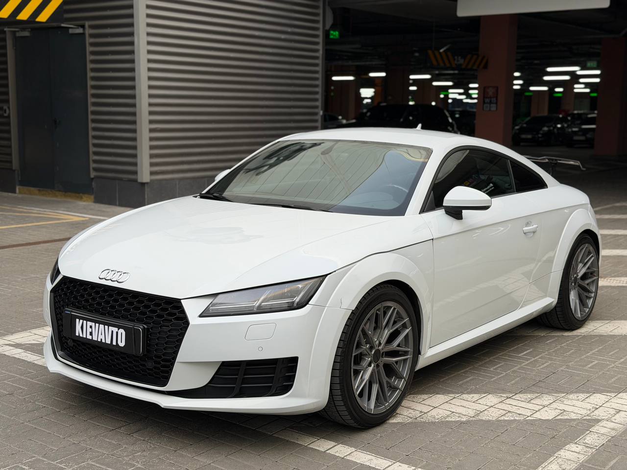 Купити Audi TT Київ