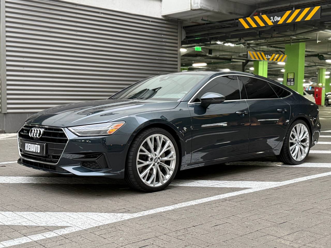Купити Audi A7 Київ