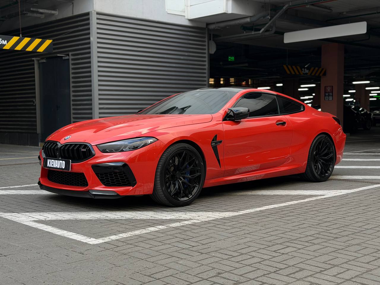Купити BMW M8 Київ