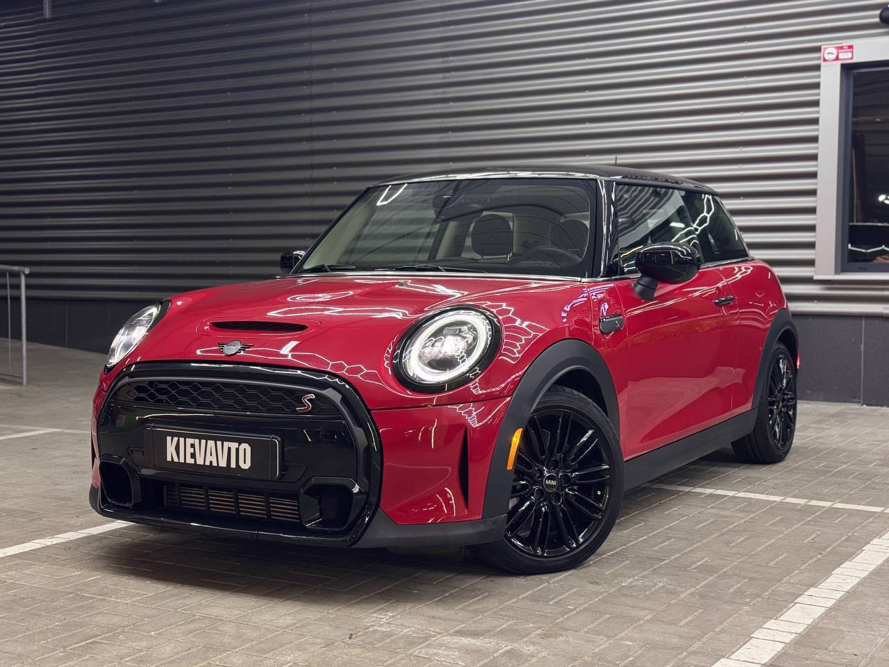 Купити Mini Cooper S Київ