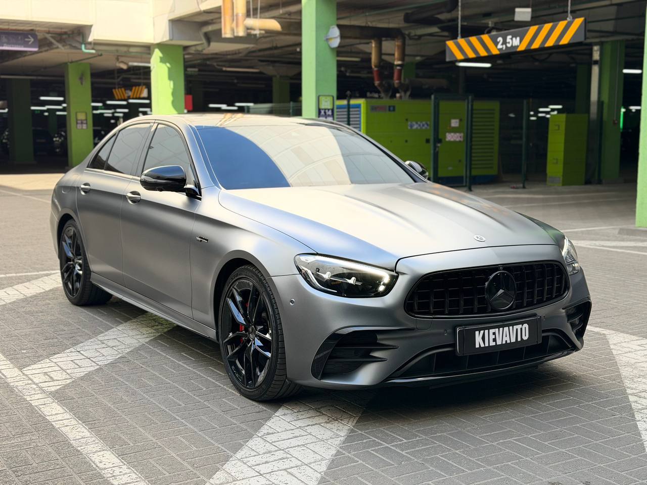 Купити Mercedes E53 AMG Київ