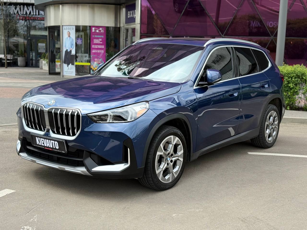 Купити Bmw X1 28i Київ