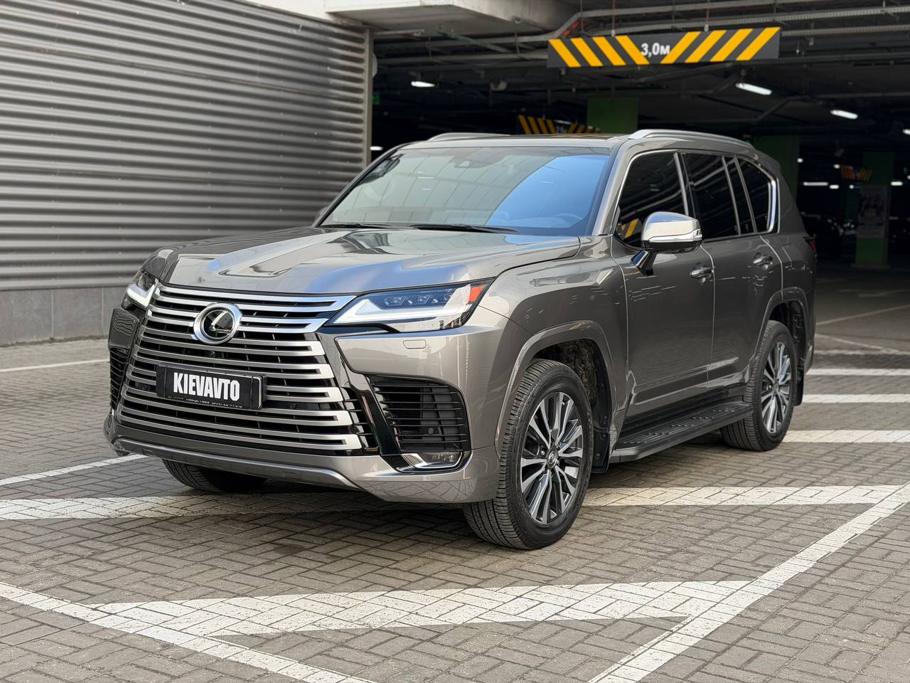 Купити Lexus LX 500d Київ