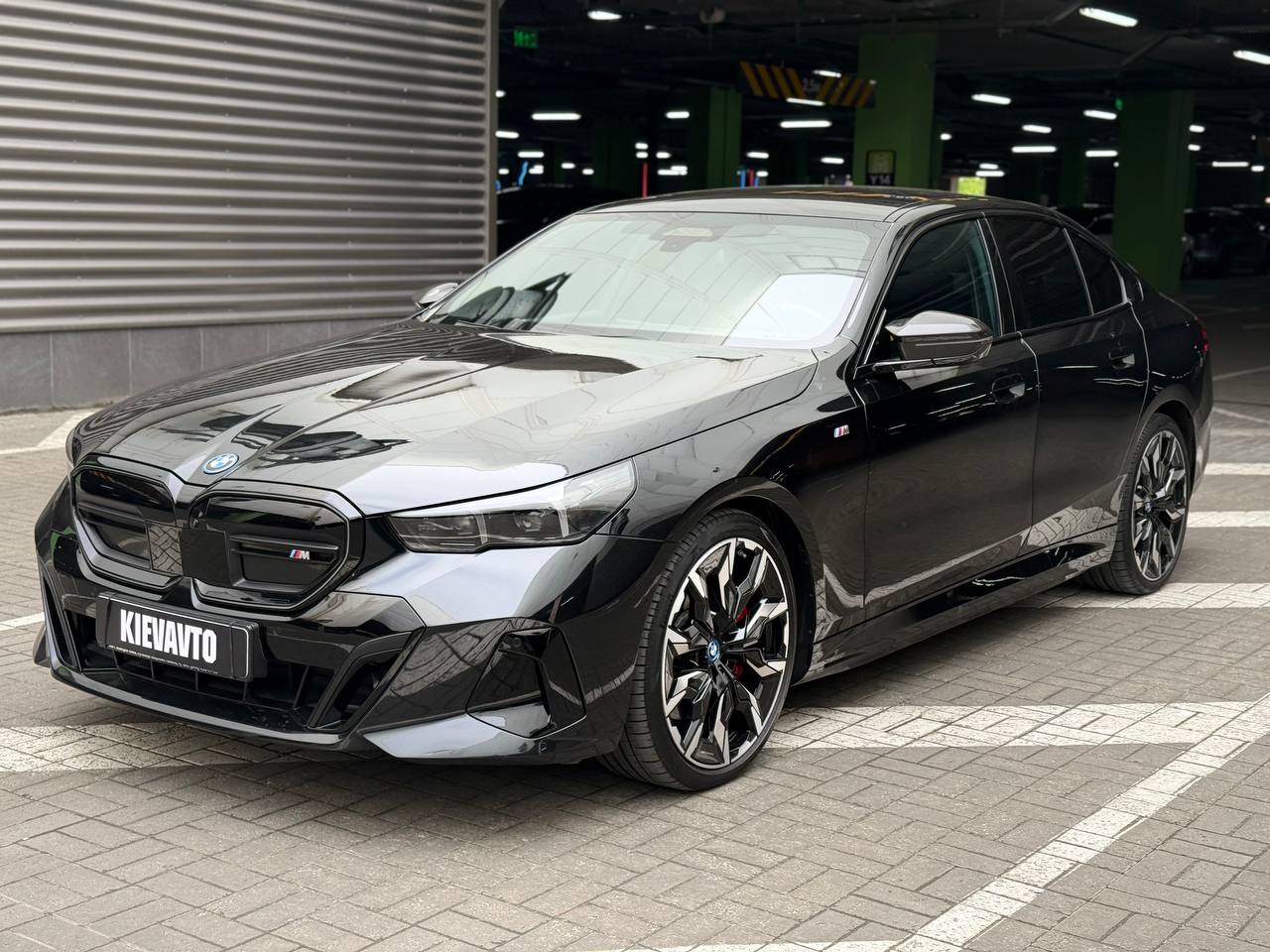 Купити BMW i5 m60 Київ