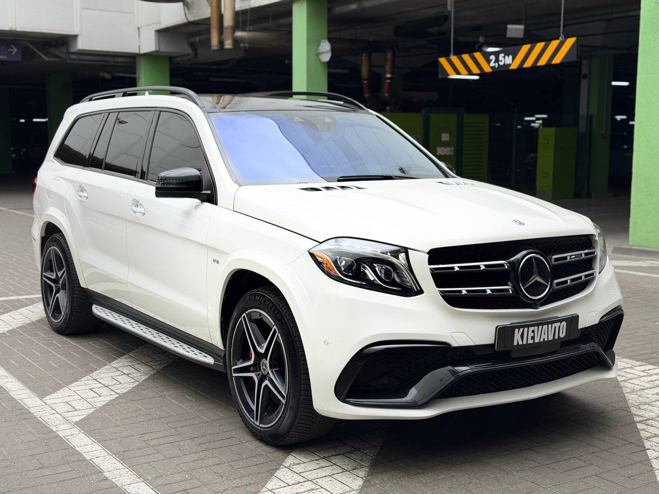 Купити Mercedes-Benz GLS 63 AMG Київ