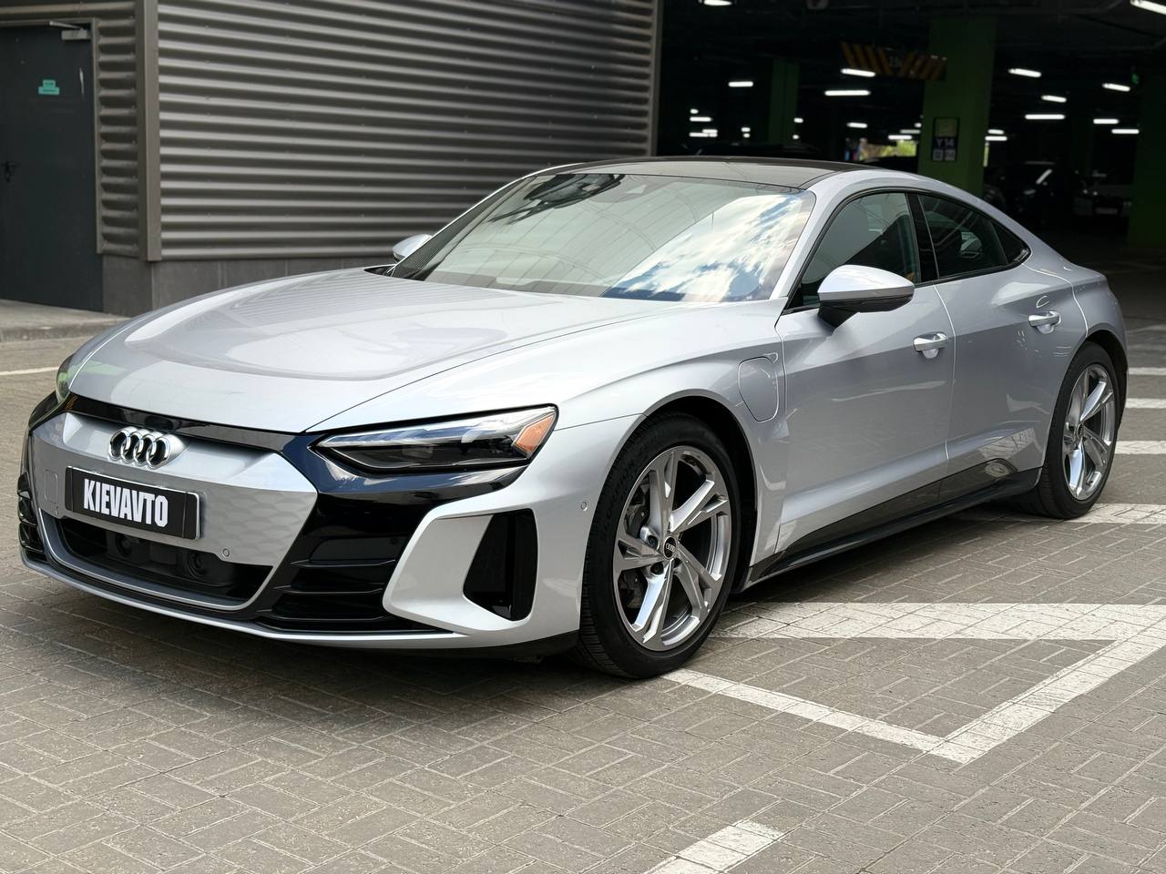 Купити Audi E-tron Gt Київ