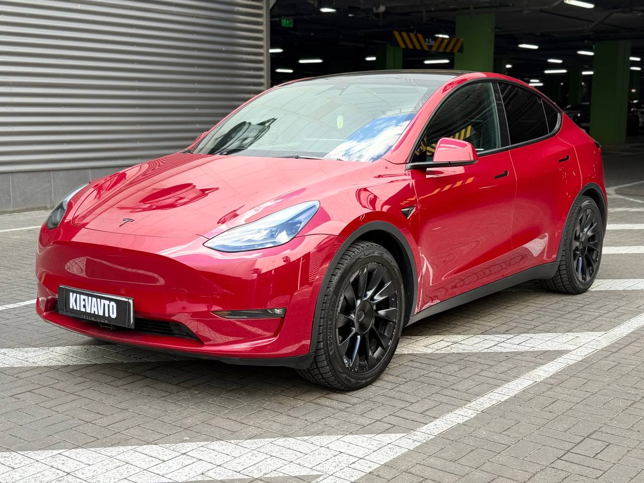 Купити Tesla  Model Y Київ