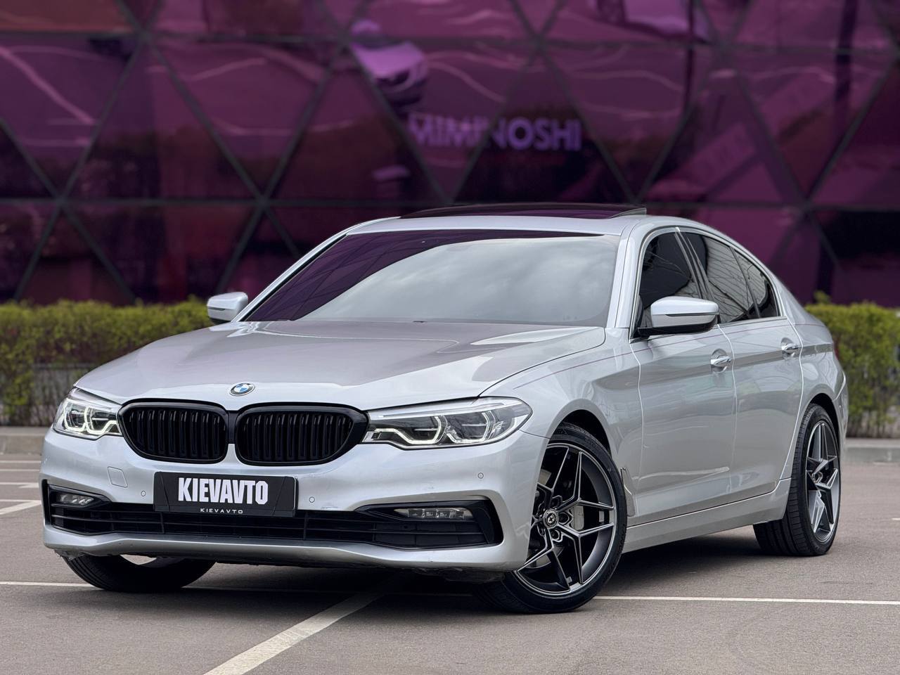 Купити BMW 530 Київ