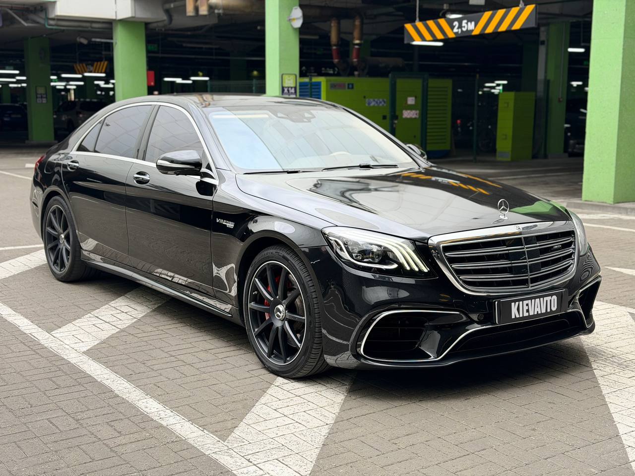 Купити Mercedes-Benz S63 Київ