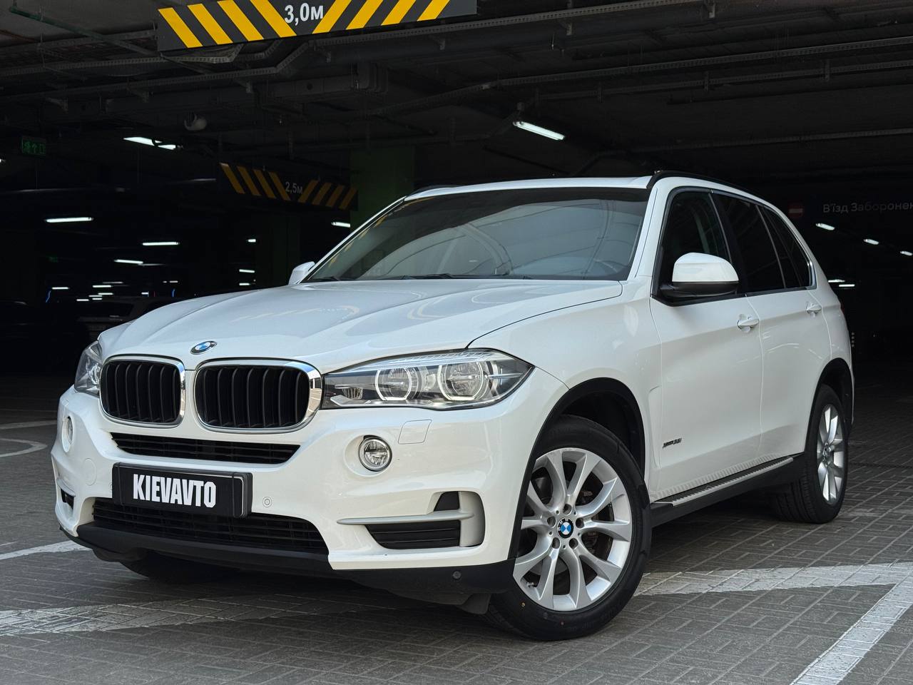 Купити BMW X5 Київ