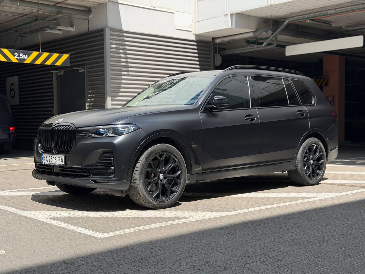 Купити BMW X7 40i Київ