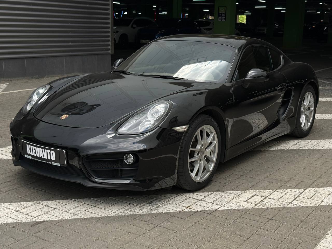 Купити Porsche Cayman Київ