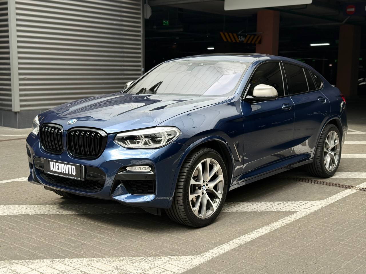 Купити BMW x4 m40i Київ