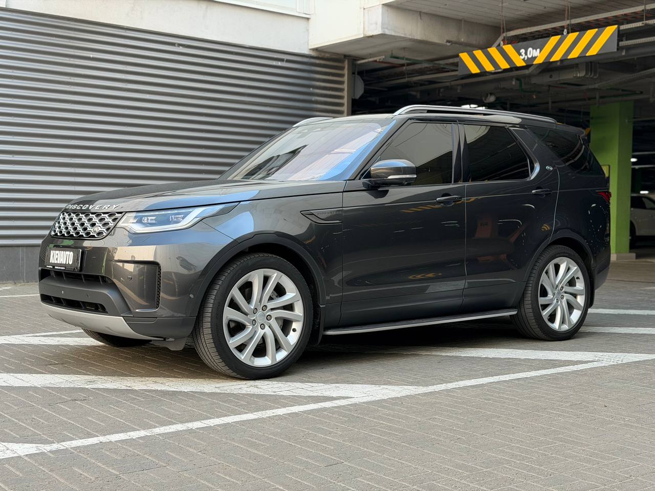 Купити Land Rover Discovery D250 Київ