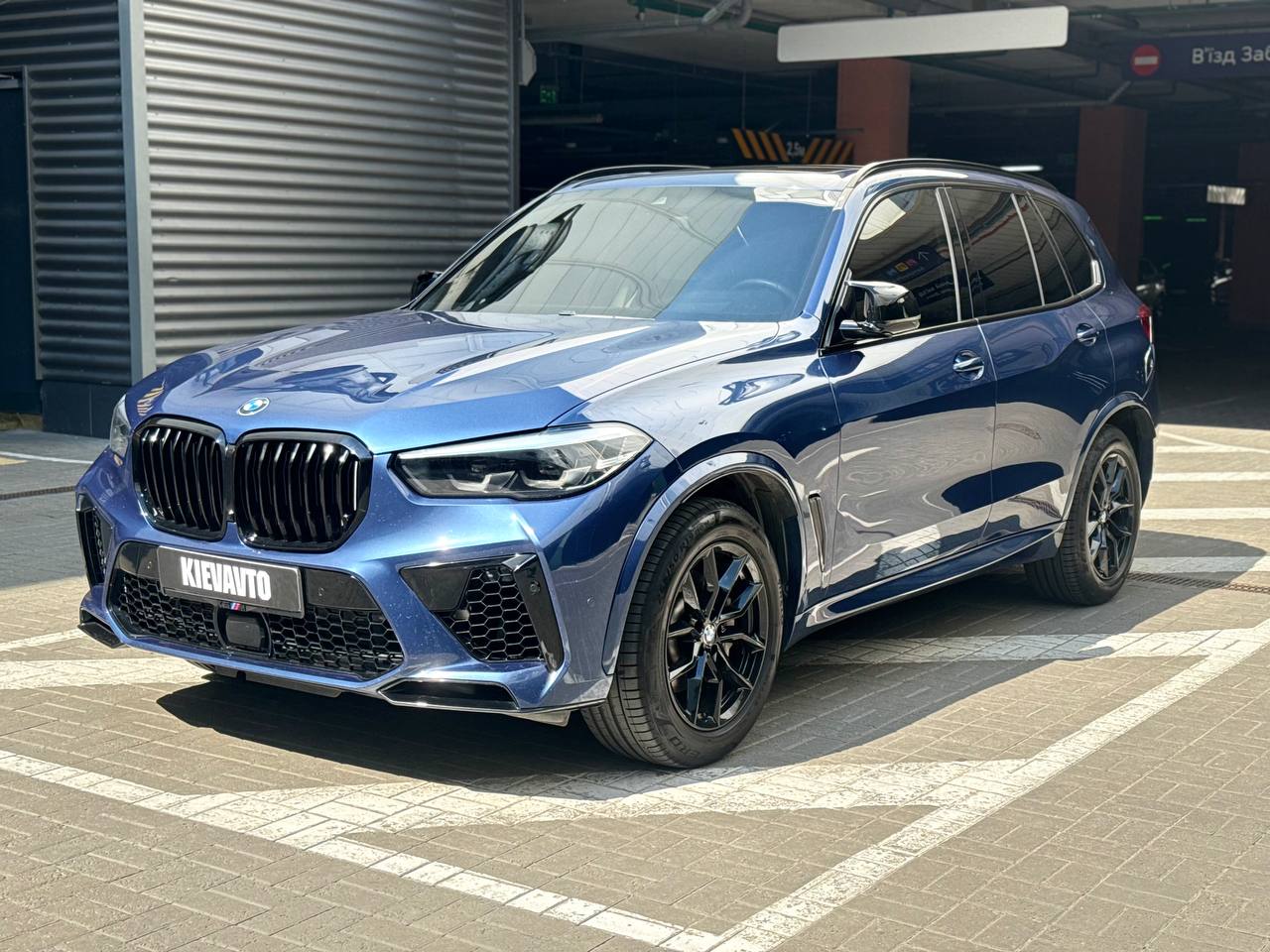 Купити BMW X5 40i Київ