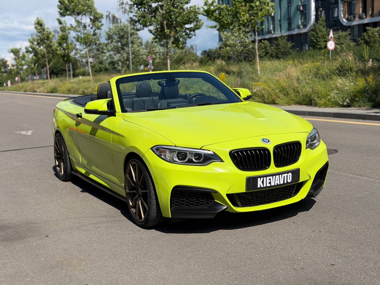 Купити BMW M235 Київ