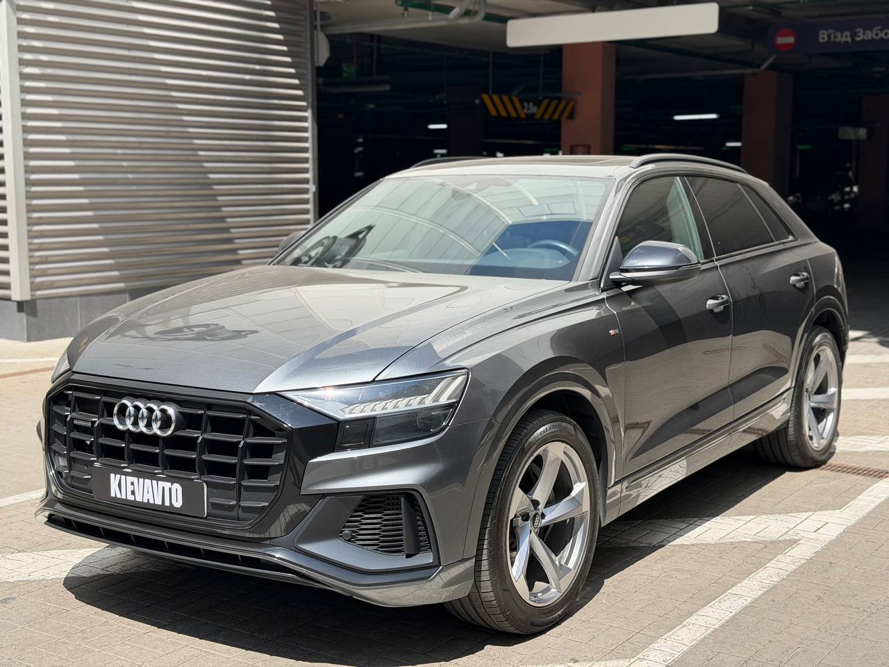 Купити Audi Q8 55TFSI Київ