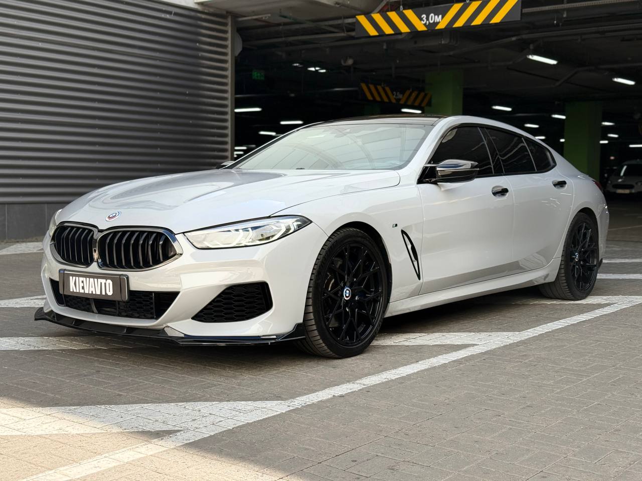 Купити BMW 840 Київ