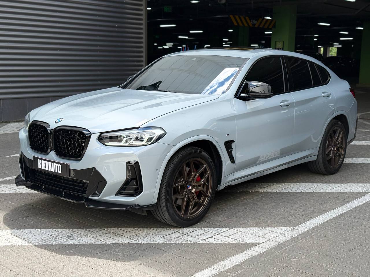 Купити BMW x4 m40i Київ