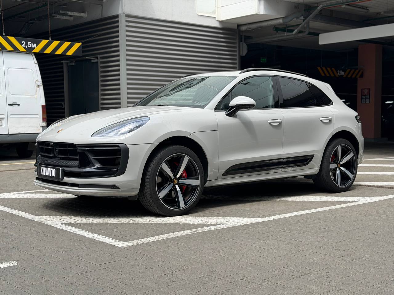 Купити Porsche Macan S Київ