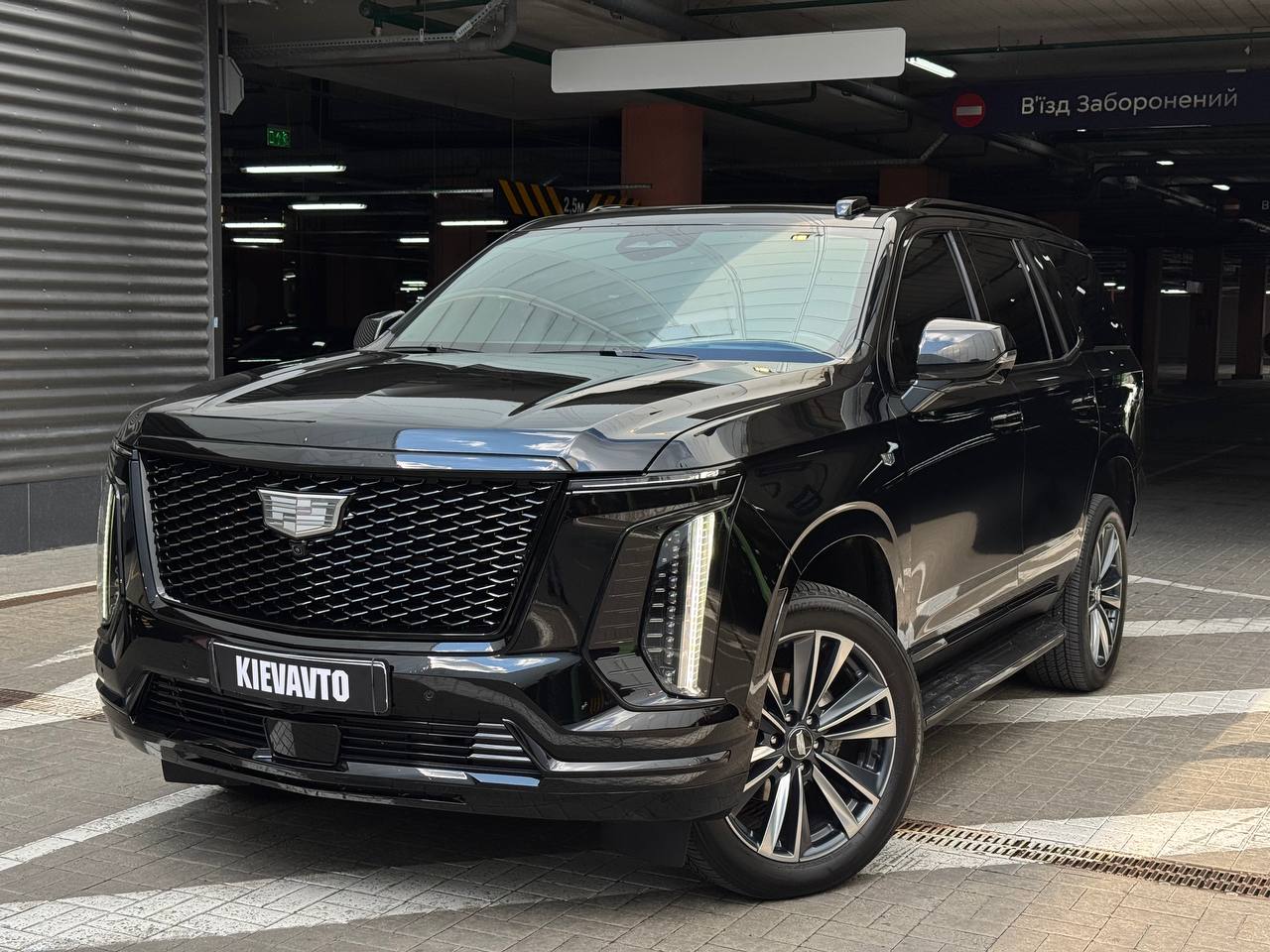 Купити Cadillac Escalade Київ