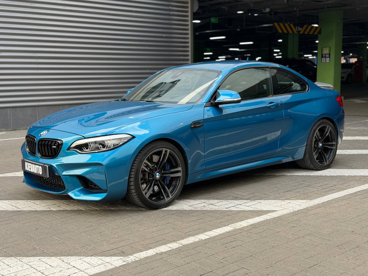Купити BMW M2 Київ