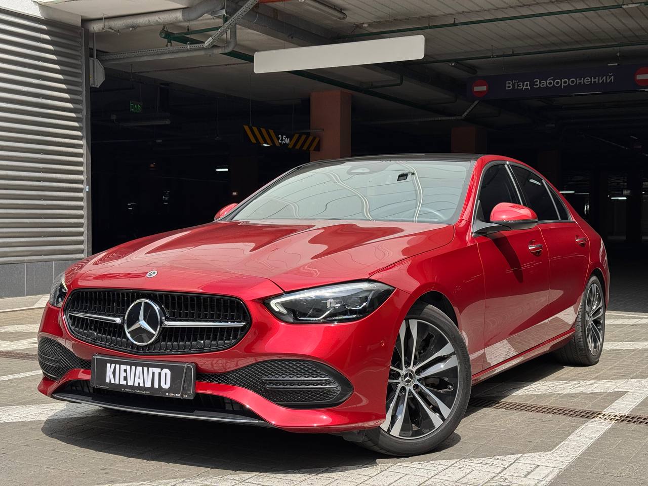 Купити Mercedes C300 Київ