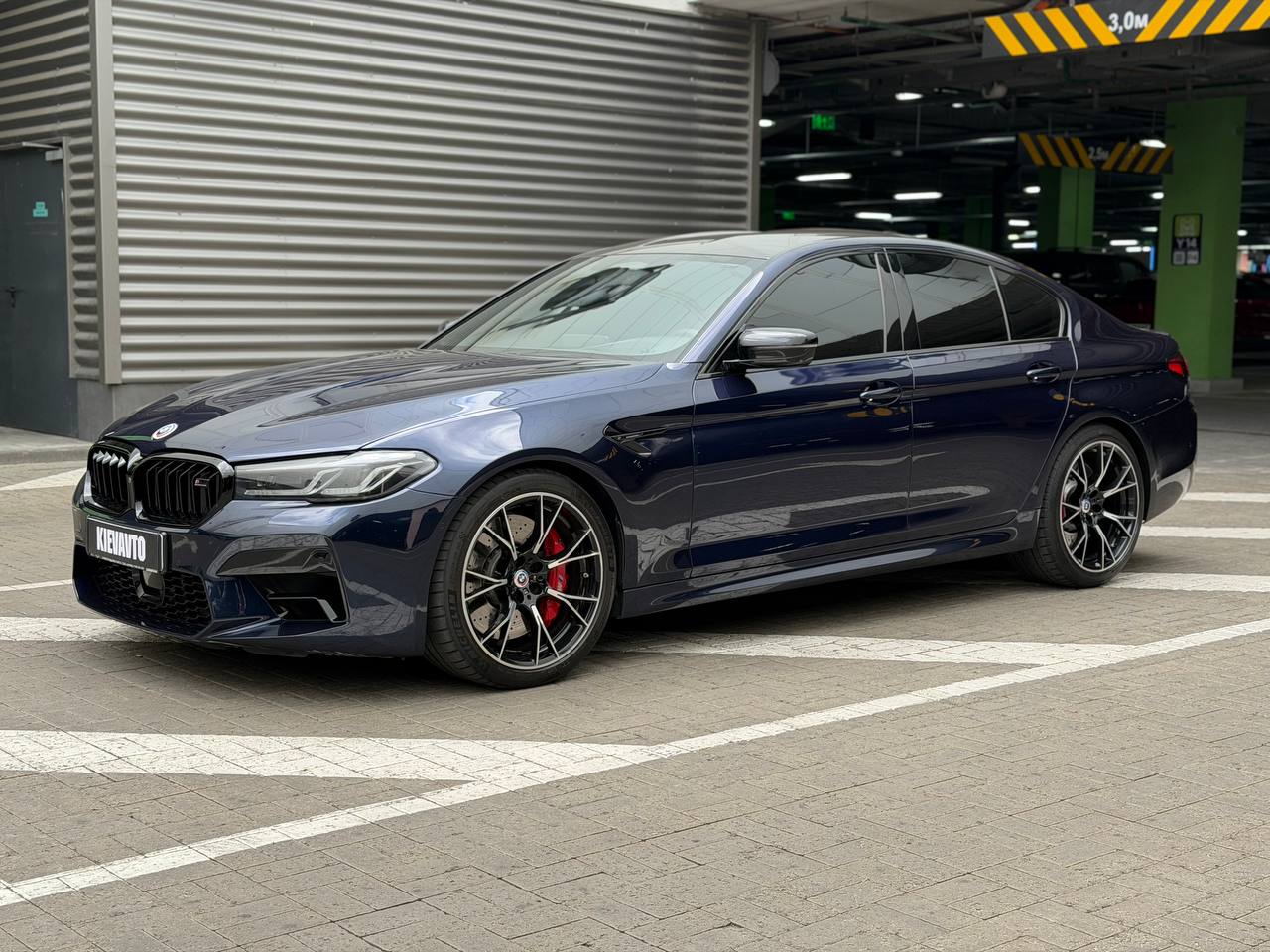 Купити BMW M5 Competition Київ