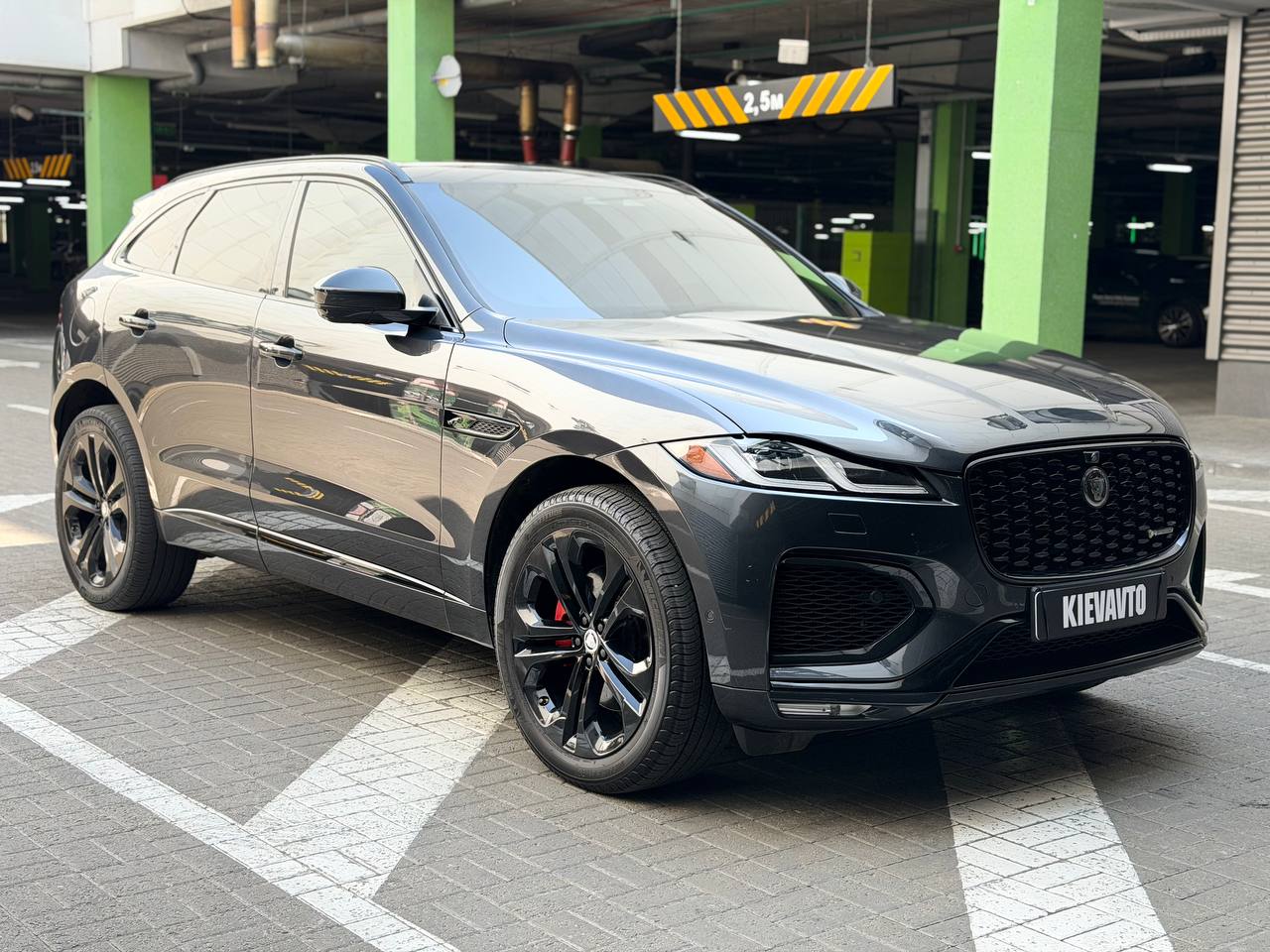 Купити Jaguar F-Pace Київ