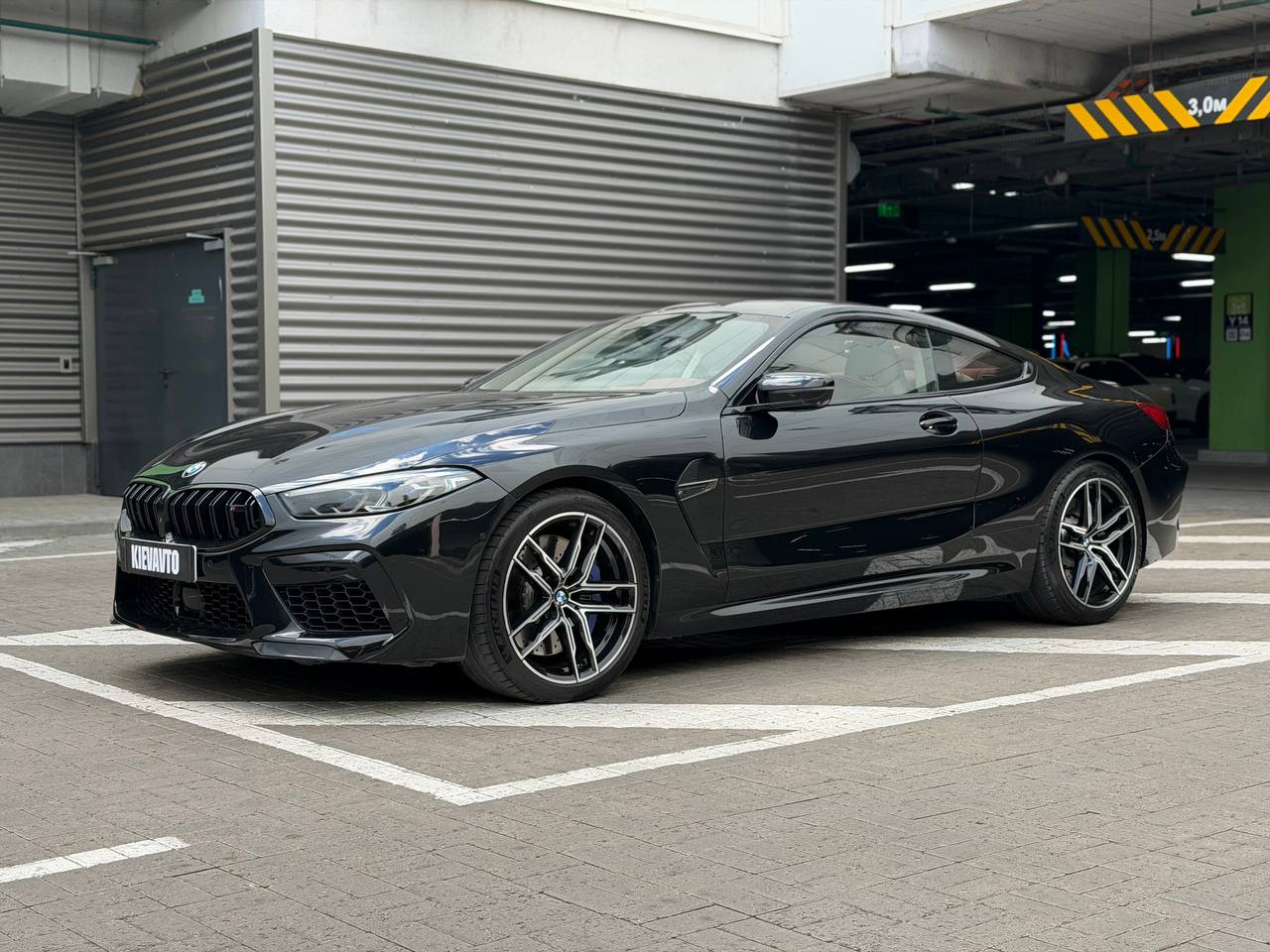 Купити BMW M8 Competition Київ