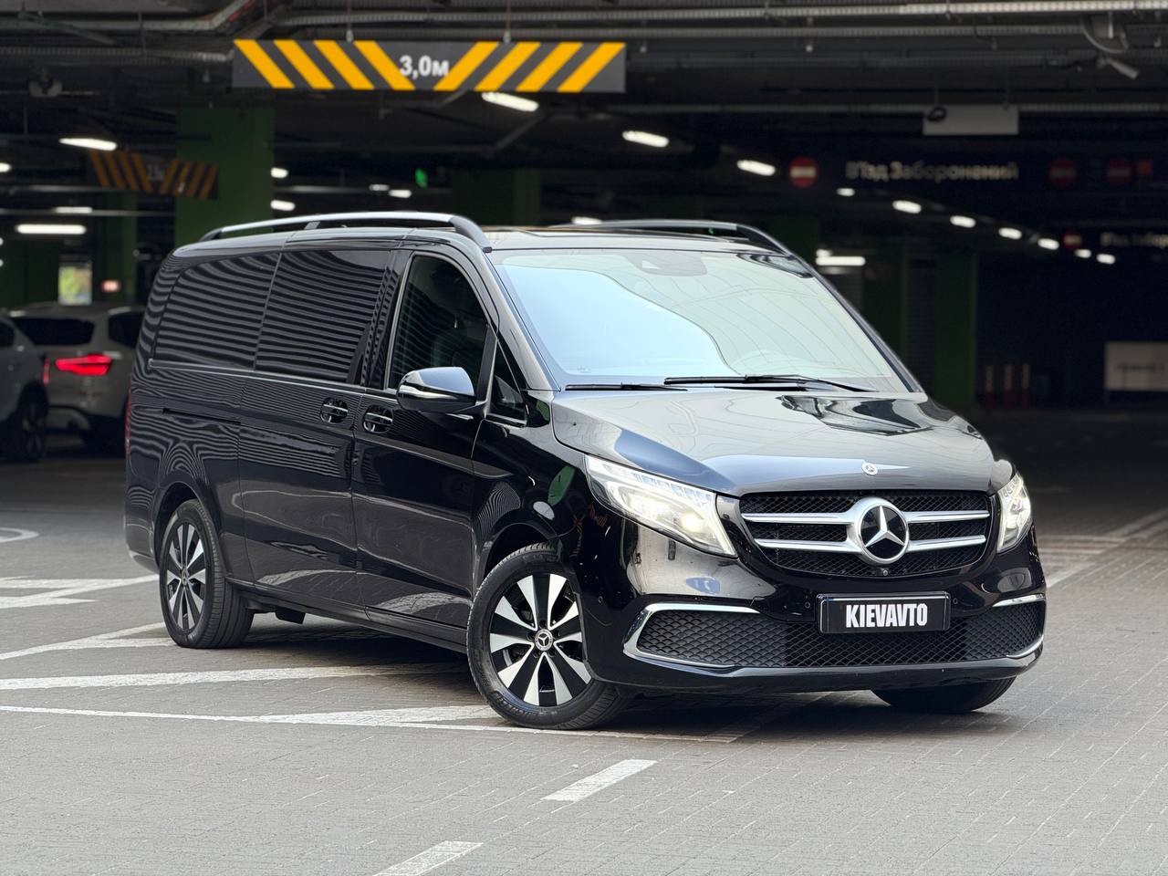 Купити Mercedes v300d Київ