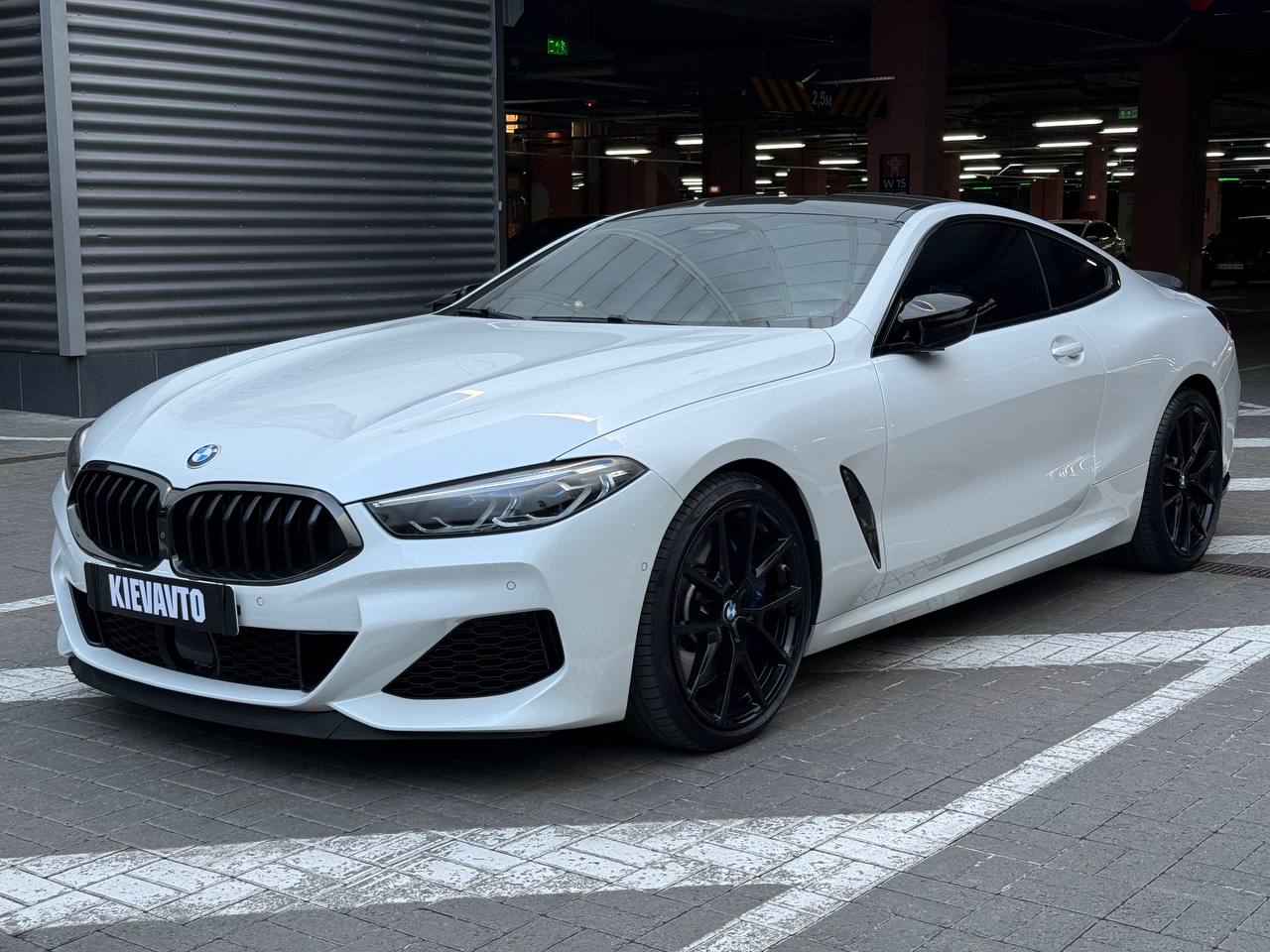 Купити BMW m850i Київ