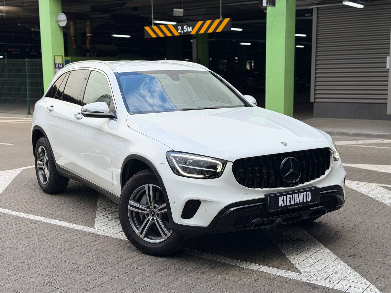 Купити Mercedes GLC 300 Київ