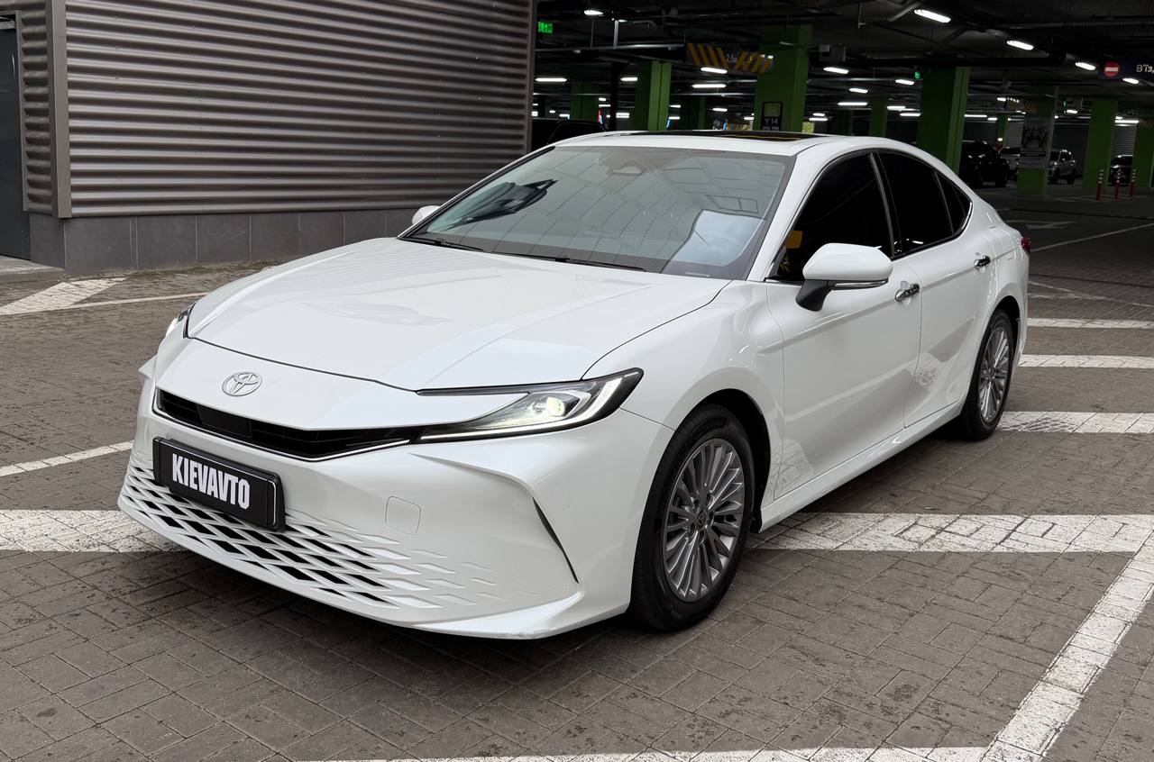 Купити Toyota Camry 80 Київ