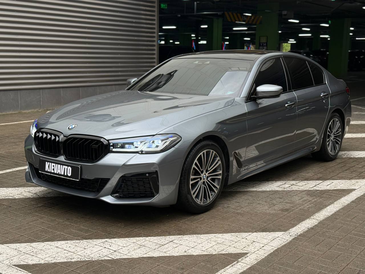 Купити BMW 530 Київ