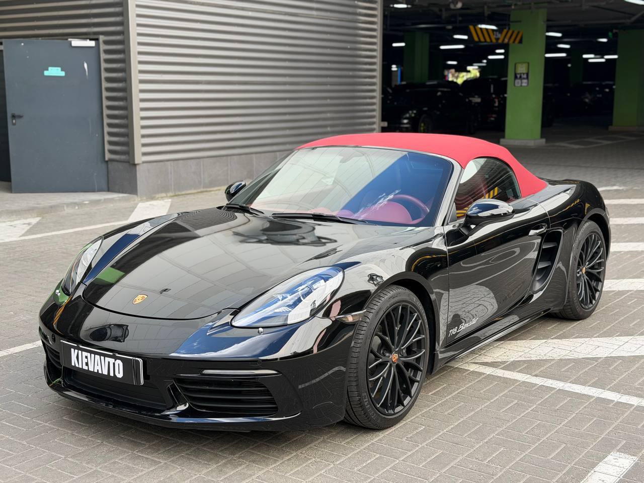Купити Porsche Boxster Київ